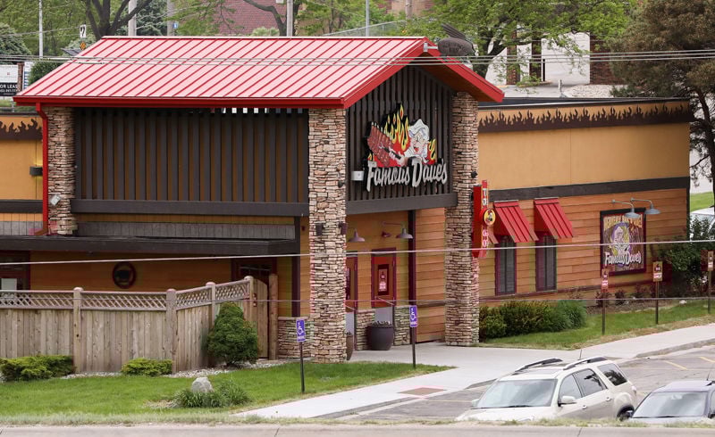 19. Famous Dave's